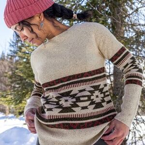 Title Nine Por Vida 2.0 Sweater